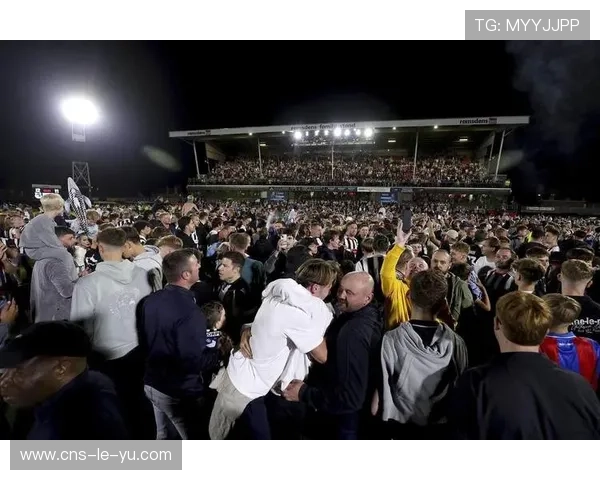 曼联主帅阿莫林首次连续两场英超排相同首发阵容