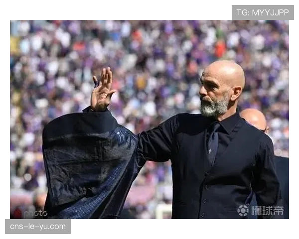 尼斯主帅法雷利出席赛前发布会,回应与意甲球队的执教传闻 尼斯主帅法雷利出席赛前发布会,回应与意甲球队的执教传闻